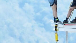 Bungy jump