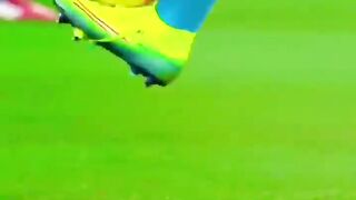 Ronaldo dribbling + goals