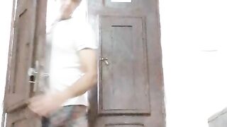 Ei cheguei sai