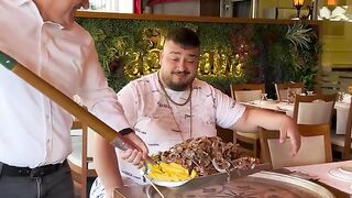 Yasin_Cengiz_e_Özel_Kürekte_Et_Döner_Servisimizi_Nasıl_Buldunuz
