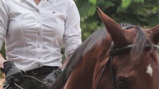 Ultimate Horse Racing Highlights: Thrilling Moments and Top Performances!