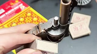Satisfying_Gun_Toys,_Happy_to_Play_toys_with_Friends_#gun_#toys_#shorts 2
