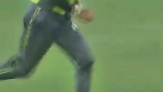 Chrish Gayle's Biggest sixes