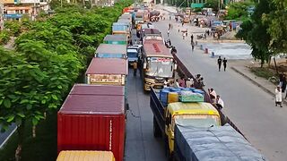 কোটা আন্দোলনে প্রথম অবরোধ