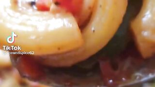 Juicy macroni