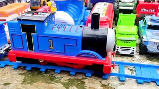 Mainan Mobil Mobilan, Mobil Balap, Mobil Monster, Tank Baja, Truk Molen, Kereta Api, Mobil Derek