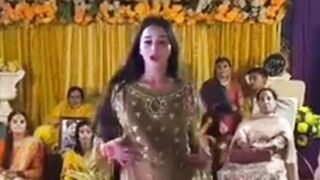 Maira Dil ye Pukray aa ja|best dance performance by aysha|show nida yasir