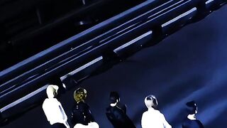 BTS DANCE so cute weach now don't miss and follow me guys