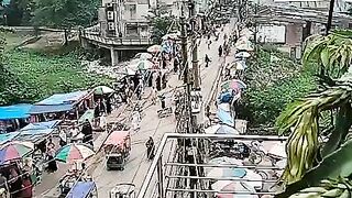একটা ফলো দেন প্লিজ