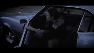 Jimmy Eat World - The Middle (Official Music Video)
