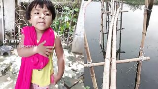 দেখতে তোমার বাপের নাকি