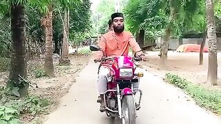 বাচ্চাটও কি করলো দেখুন