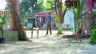 সব বন্ধু মিলে একসাথে মামীকে