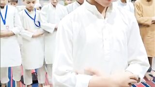 সুমধুর কন্ঠে কোরআন তেলাওয়াত