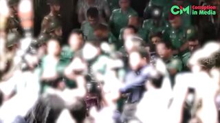 আটকে ১১ তলা বাড়ি নির্মাণের অর্থ নেন