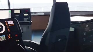সাগরে জাহাজের অটো পাইলট মুড।
