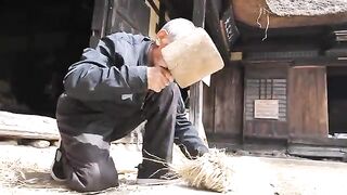 95 year old super grandpa craftsman! The oldest zori craftsman in Japan.