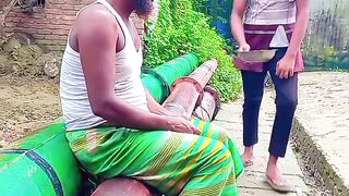 ভিকারী কী বলে দেখুন ????