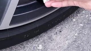 File name Tool Items - With this glowing tire cap, your car will stand out and be more luxurious.