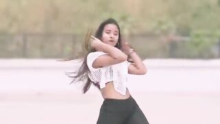Illegal Weapon 2.0 _ Cover By Sneha Bakli l Dance l Bollywood l _ytshorts _dance