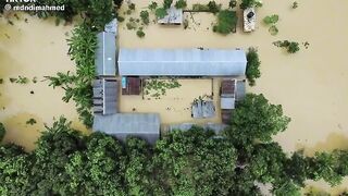 দুনিয়ার মানুষ ভিডিও টা দেখুন বন্যায় মানুষ কত কষ্টে আছে