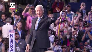 Bill Clinton returns to the DNC to boost Harris, tear into Trump.