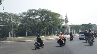 crossing the Sidoarjo city square