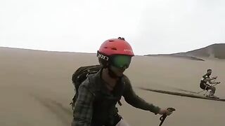 What do you know about extreme sport guys #noway #no_way #extremesport #extreme #parachute #skiing #sand