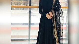 Black dress desigens ideas
