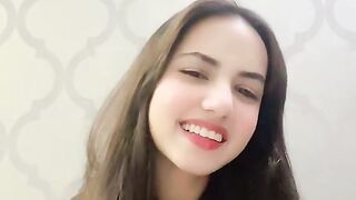 I.m famous TikToker plz subscribe me
