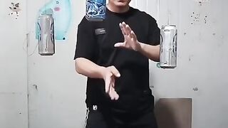 kungfu_#healingtouch_#balancepractice_#balance_#funny_#trickingcombo_#boxingmusic_#acrobalance(480p).