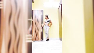 Indian Girl Riya Paul Dance 2