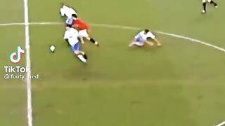 Young Ronaldo's DRIBBLING ????????
