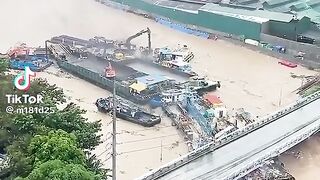 বন্যার মহাবিপদ সংকেত