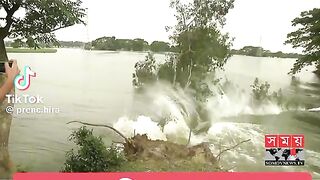বন্যার নির্মম পরিহাস