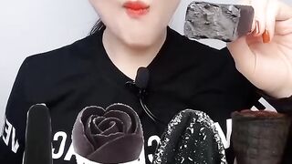 EATING DARK CHOCOLATE ICECREAM POPS _ _kawaiieatingasmr _asmr