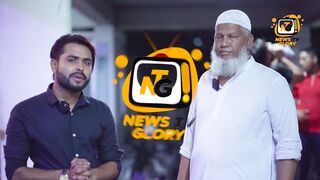 বন্যা ক্ষতিগ্রস্ত ব্যক্তিদের পাশে দাঁড়াচ্ছেন।