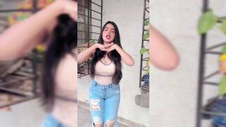 Indian Girl Khushi Jaiswal Dance 2