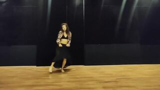 Indian Girl Shivika Singh Dance 11