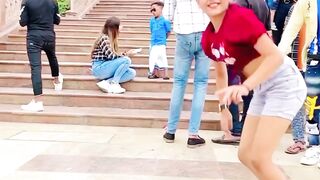 little girl dance performance 3