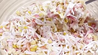 Нежный крабовый салат