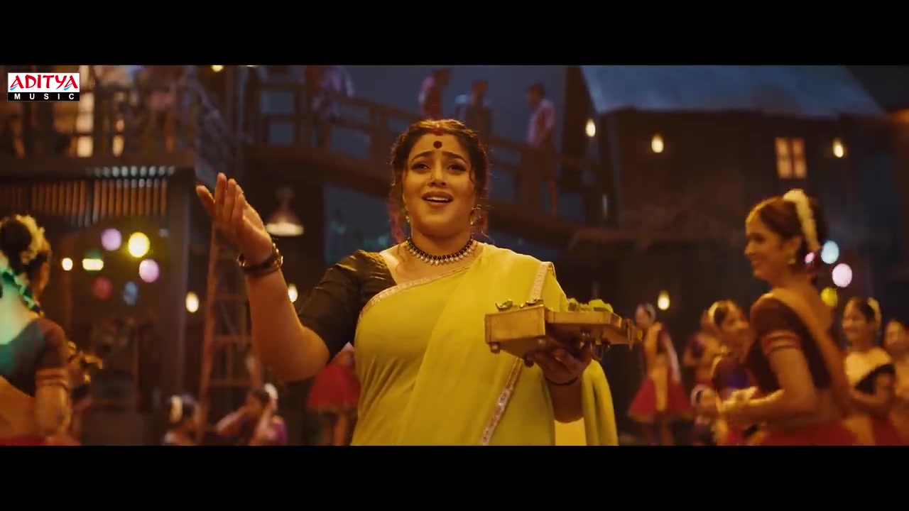 Kurchi madathapetti full video song 3 febspot