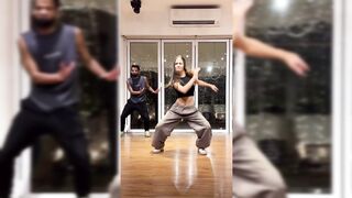 Indian Girl Jahnvi Motwani Dance 10