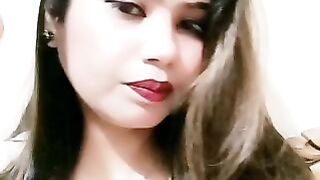 Pakistani Super Queen open live