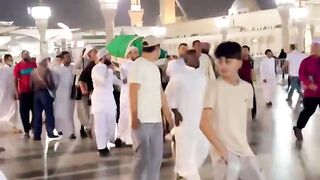 Hazrat_Esaa_علیہ_السلام_Gujar_Rahy_thy_k_Ek_bnda_Zmeen_py_Para_Hua_tha__.????????????