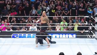 Jacob Fatu annihilates Roman Reigns