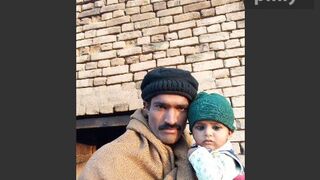 VID_20150103_213037.3gp.
