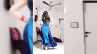 Indian Girl Miss Khanna Dance 21
