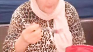 الحاجه سعديه