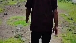 একা বাজতে শিখো